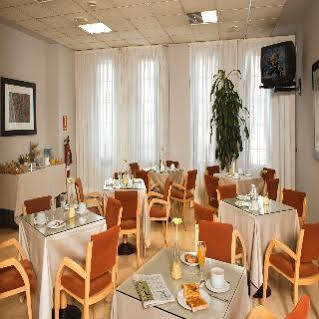 Portazgo Apartamentos Residencia А-Корунья Екстер'єр фото